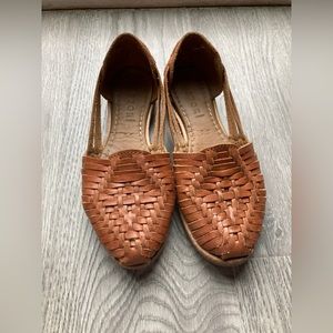 Stori Huarache Sandal